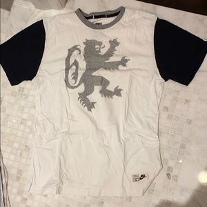 Nike short sleeve shirt